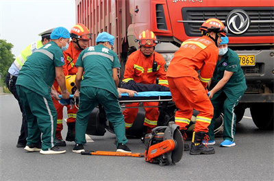 和硕沛县道路救援